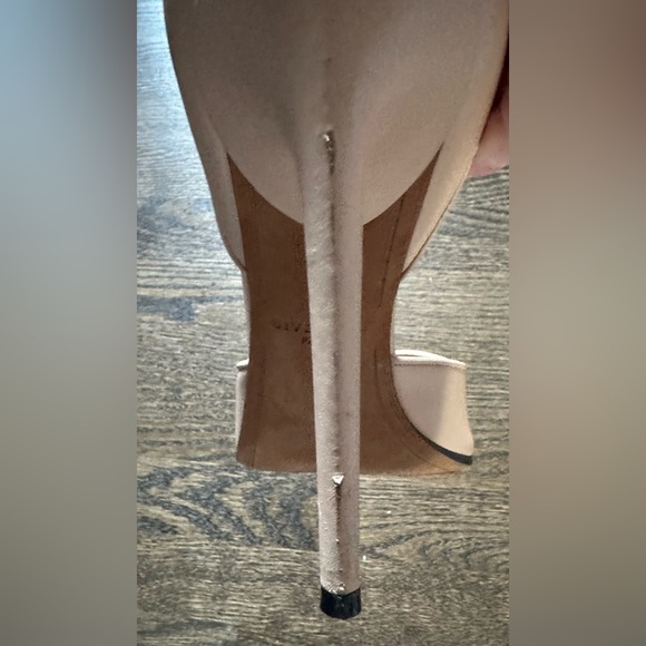 Givenchy Shark Lock Stiletto High Heel Sandal. Size 40. - Picture 7 of 7